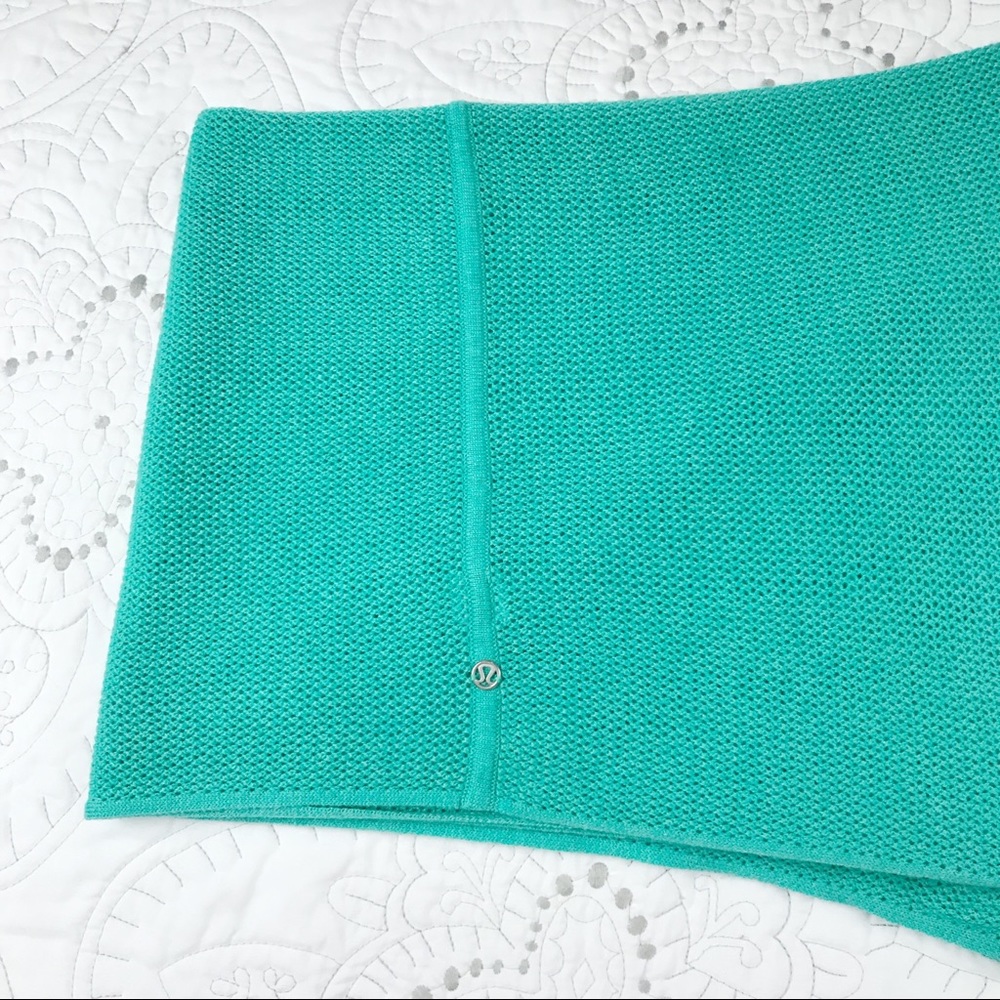 Lululemon Om Onward Bali Breeze Infinity Scarf
